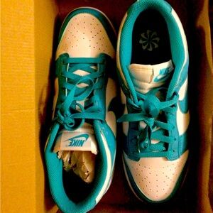 Women’s Dunk Low Sneakers